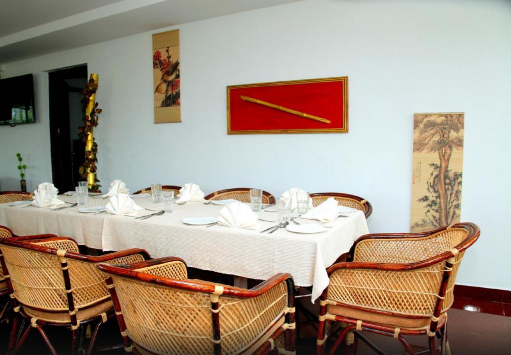 Aquarock Hotel Kazhakuttam Kültér fotó