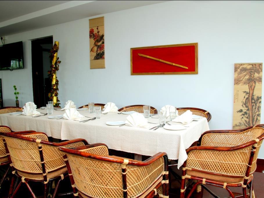 Aquarock Hotel Kazhakuttam Kültér fotó